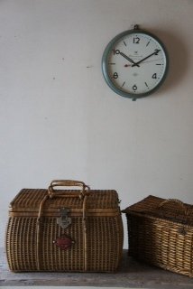 骨董市　　古いバスケット　のご紹介