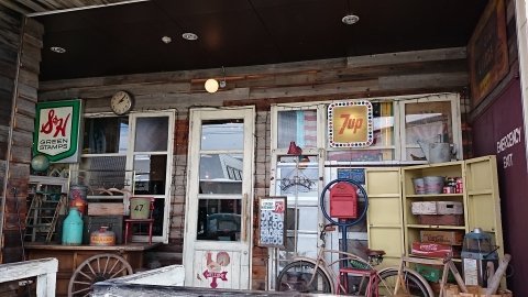 新商品大量入荷に新売り場完成！