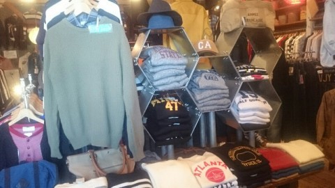 新商品入荷中!!