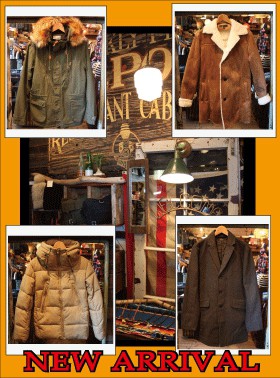 アウターから小物まで大量入荷中!!