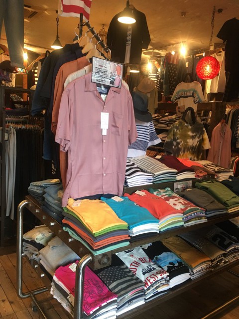 店内夏物アイテム増量中!!