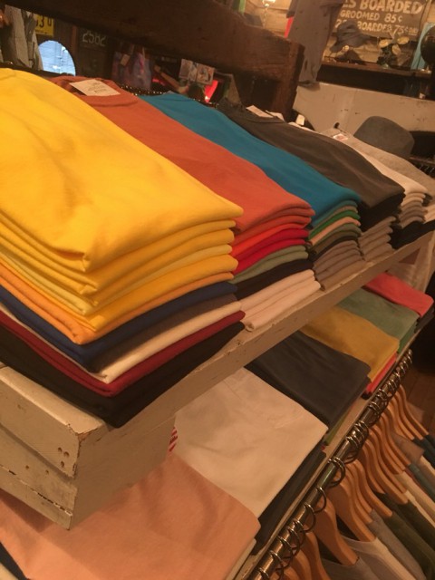 何枚あっても困らない無地TEEシャツ