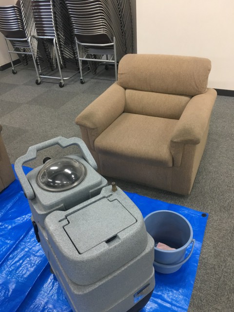 補修屋さんのソファークリーニング