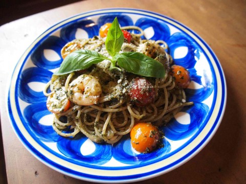 くるみのジェノベーゼのパスタ始めました。