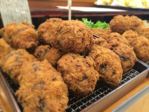 『豊西牛と十勝産豚肉のごろっとメンチカツ』