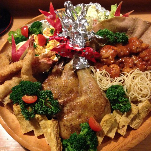 【昼酒　夜酒】モリモリお肉　肉そば料理屋の肉料理　タレかつ最高!!