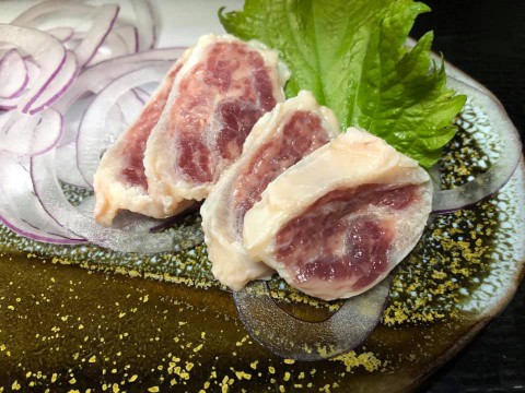 【昼酒　夜酒】馬刺しが人気!!日曜ですが今宵は夜も営業します