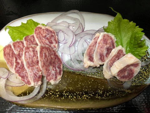 【昼酒　夜酒】コリコリと噛めば噛むほど湧き出る旨味　馬刺し