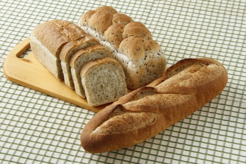 パン工房　カントリーブラン  えごまブレッド　500円