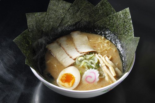 ラーメンハウス 遊麺 のりラーメン(醤油・味噌・塩) 750円