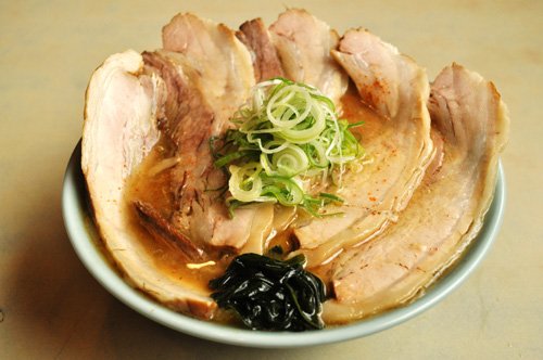 寳龍 清水店 とろ旨極上チャーシューメン(味噌・醤油・塩) 1,000円