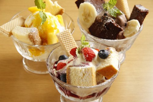 cafe chouchouシュシュ パフェ各種 580円