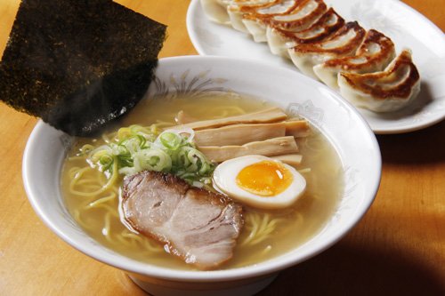 龍門 しおラーメン 650円