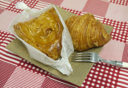 新作スイーツ試食としゅん座談会