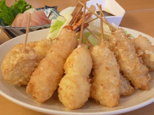 大阪串かつの店 かど家 串カツ各種1本90円~