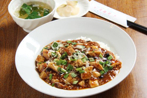 欧風中国家庭料理 美麗華 麻婆豆腐丼(ランチ限定) 750円