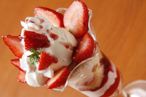 ペペサーレ 帯広店 いちごのルミナリエ 680円