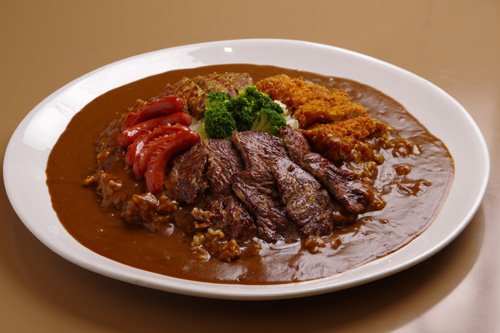ジャングル1 ジャングルファミリーカレー3人前 2,000円
