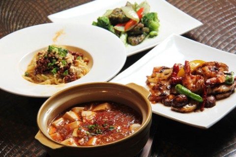 Chinese and Japanese　掛村　テーブルオーダーバイキング　2500円
