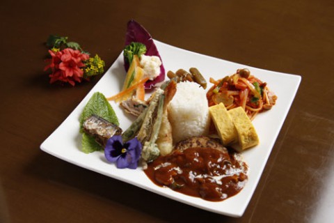 キッチンカフェめだちやさん 大人のお子様ランチ 1,100円