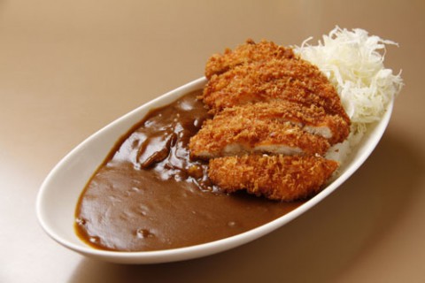 ジャングル1　ビッグチキンカツカレー 880円