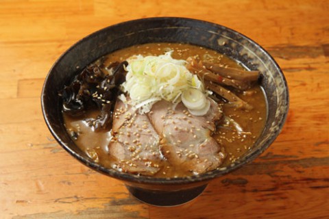 らーめん巖窟王 帯広店 焼き醤油らーめん 750円