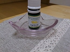 アンジェリカルートと言う精油をご存知ですか?