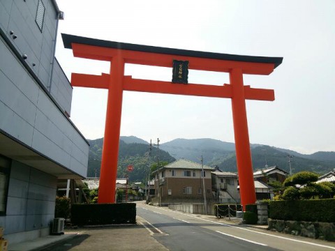 石鎚神社