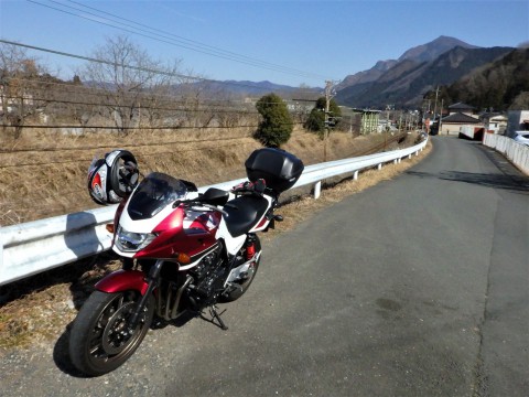 登った山をバックに列車を見るツアー 武甲山編