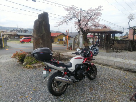 登った山をバックに列車を見るツアー、武甲山編