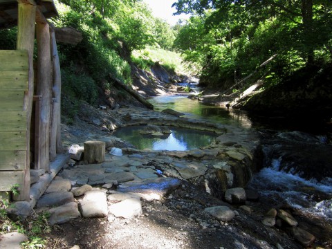 然別峡、鹿の湯を見学