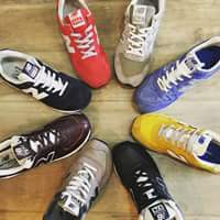 スニーカー&春物強化買取中!!