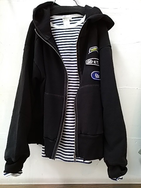 ダメージパーカー