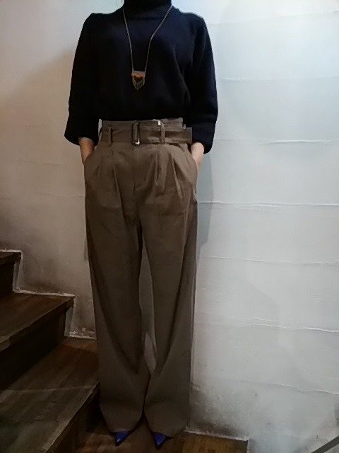 リネンストレッチハイウエストパンツ