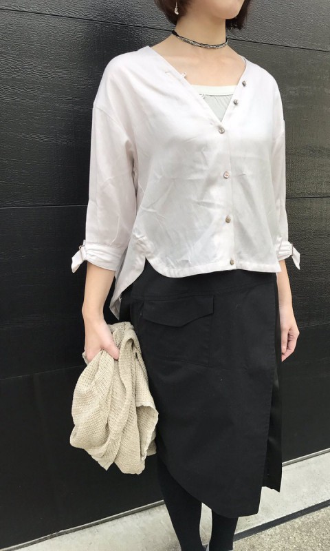 プリーツアクセントラップスカート