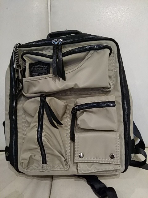 活躍のナイロンbag