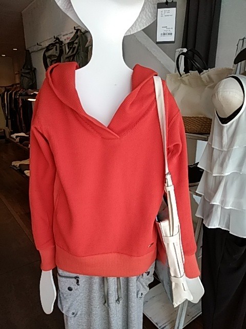 ワッフルプルパーカー