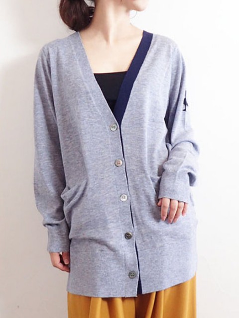 ニット着用写真