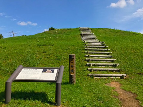 雨の宮古墳群