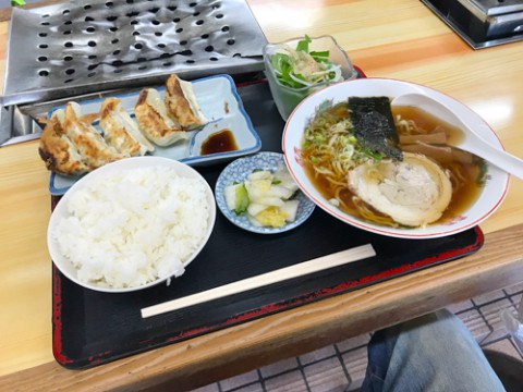 まるにし食堂　ラーメンセット