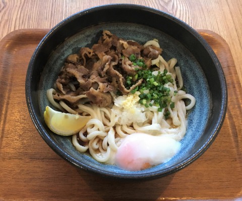 ぶっかけ肉うどん温玉販売開始