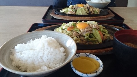 同僚と昼食を‼️
