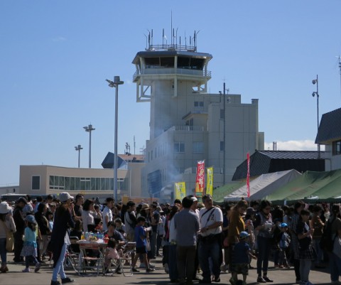 帯広空港祭りへ