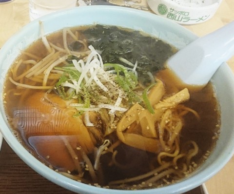 本日は、りょうま さんでラーメン・チャーハンセットを....