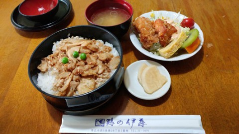 豚丼 も いいけど… 鶏めし も いいね!