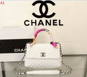 ショルダー掛け 追跡あり入手困難!! 2017新作シャネル CHANEL