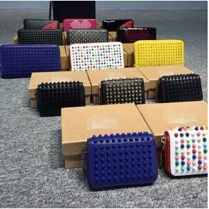 雰囲気の良い Christian Louboutinクリスチャンルブタン 財布
