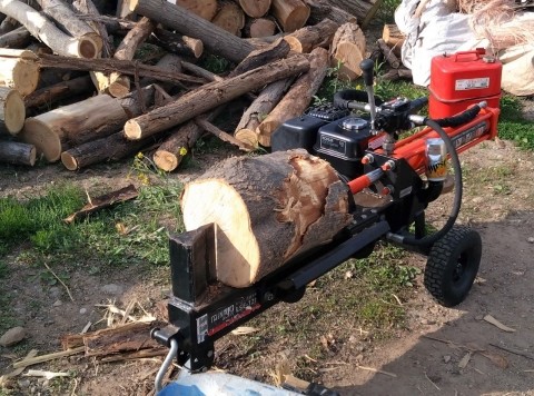 札幌の木こり(4) 薪割りを開始