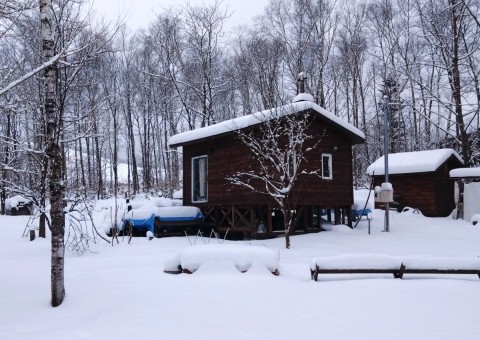 十勝ヒュッテ 1月上旬に初除雪