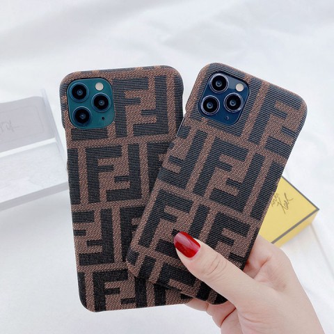 フェンディ Fendiブランドアイホン12/12pro用携帯ケースをまとめ!